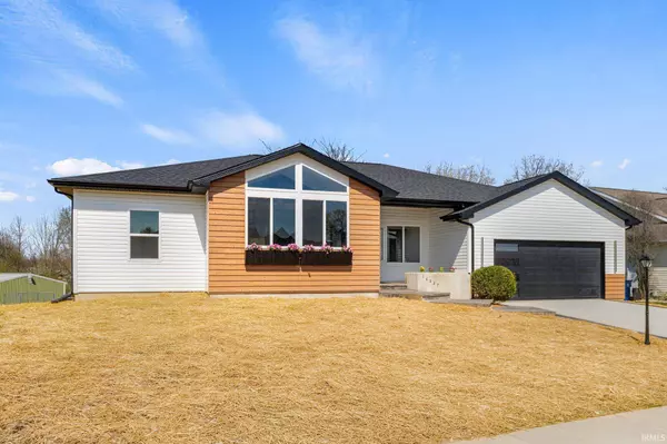 16327 Hawk Ridge, Harlan, IN 46743-9767