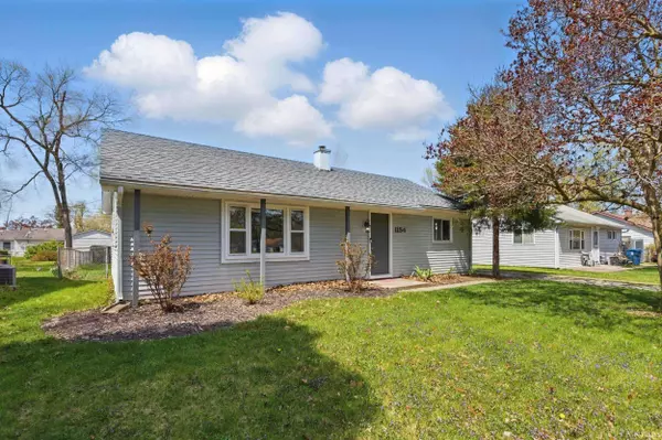 1154 Melbourne Drive, New Haven, IN 46774-2644