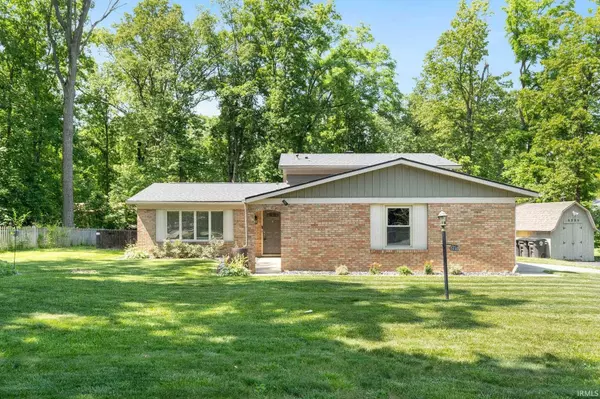 9230 Starland Court, Fort Wayne, IN 46804-4341