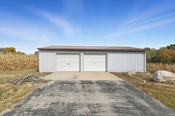 1120 W Business 30, Columbia City, IN 46725-8406