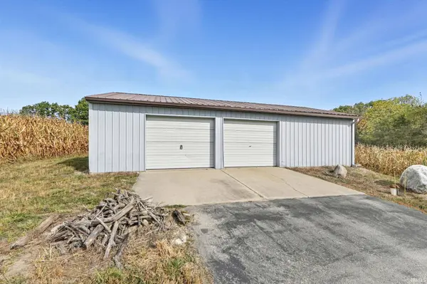 1120 W Business 30, Columbia City, IN 46725-8406