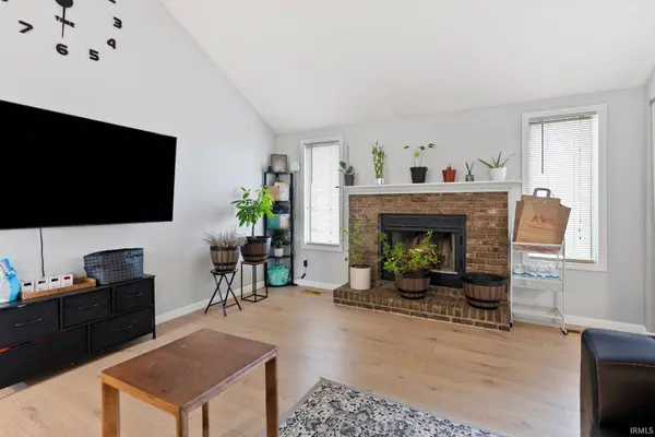 6115 Picacho Drive, Fort Wayne, IN 46825-1806