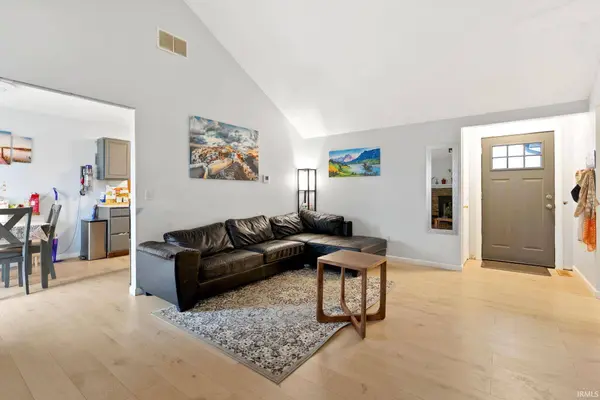 6115 Picacho Drive, Fort Wayne, IN 46825-1806