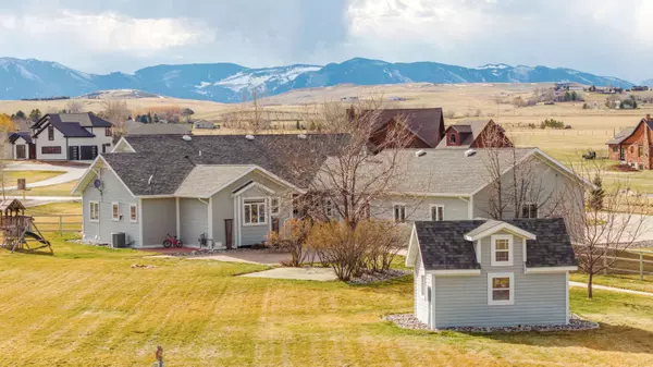 11 Valley RD, Sheridan, WY 82801