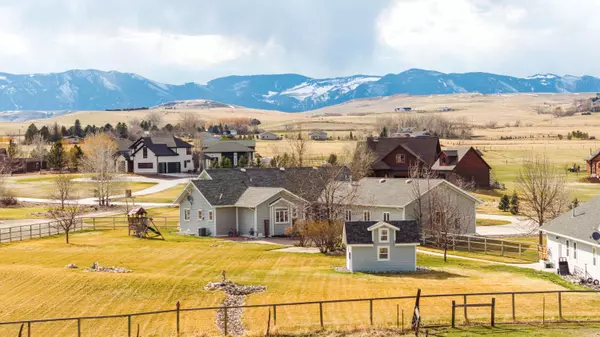 11 Valley RD, Sheridan, WY 82801