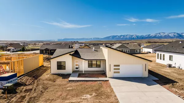 1454 Stoneridge DR, Ranchester, WY 82839