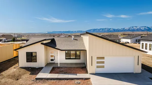 1454 Stoneridge DR, Ranchester, WY 82839