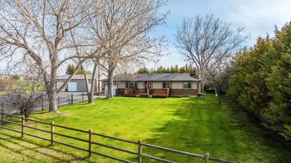 35 Golf Course RD, Sheridan, WY 82801