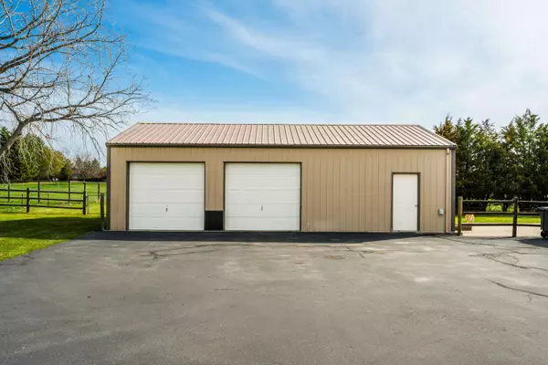 35 Golf Course RD, Sheridan, WY 82801