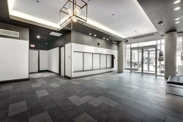 1225 Rue Notre-Dame O. #618, Montréal (ville-marie), QC H3C6S3