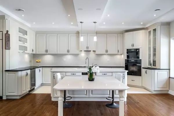 4752 Place Circle, Montréal (côte-des-neiges/notre-dame-de-grâce), QC H3W1Z3