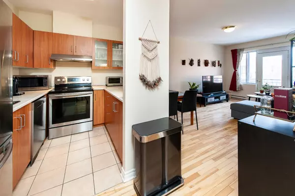 4711 Av. Plamondon #206, Montréal (côte-des-neiges/notre-dame-de-grâce), QC H3Z2A4