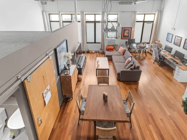 765 Rue Bourget #401, Montréal (le Sud-ouest), QC H4C0A5