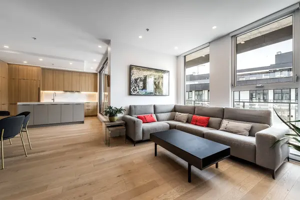 101 Rue Peel #2355, Montréal (le Sud-ouest), QC H3C0Y1