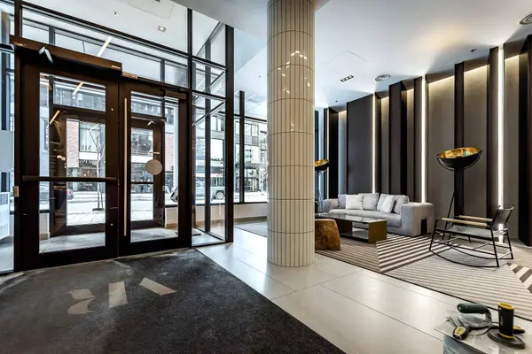 101 Rue Peel #2355, Montréal (le Sud-ouest), QC H3C0Y1