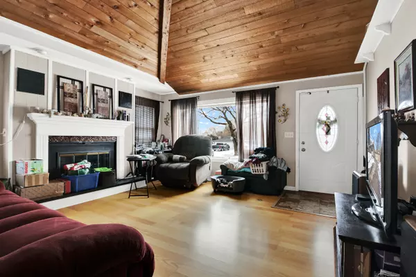 Waukesha, WI 53189-7662,232 Richard St