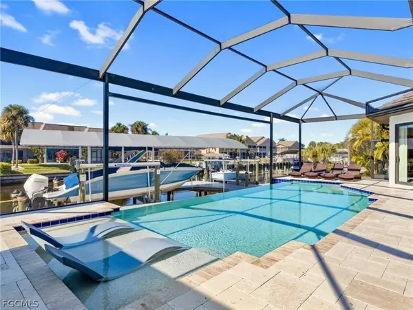 4226 SE 6th Pl, Cape Coral, FL 33904-5304