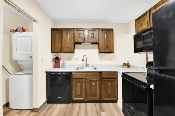 8643 N Servite DRIVE #115, Milwaukee, WI 53223