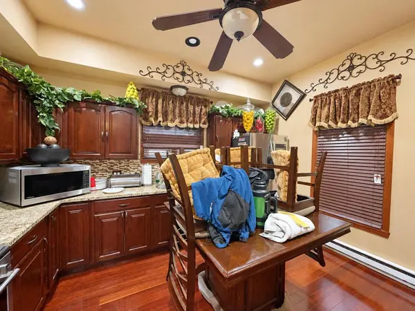 3743 W Miller LANE, Milwaukee, WI 53208