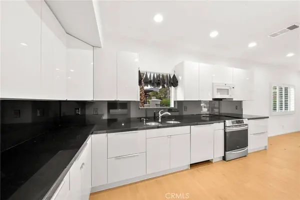 64754 Pinehurst CIR, Desert Hot Springs, CA 92240