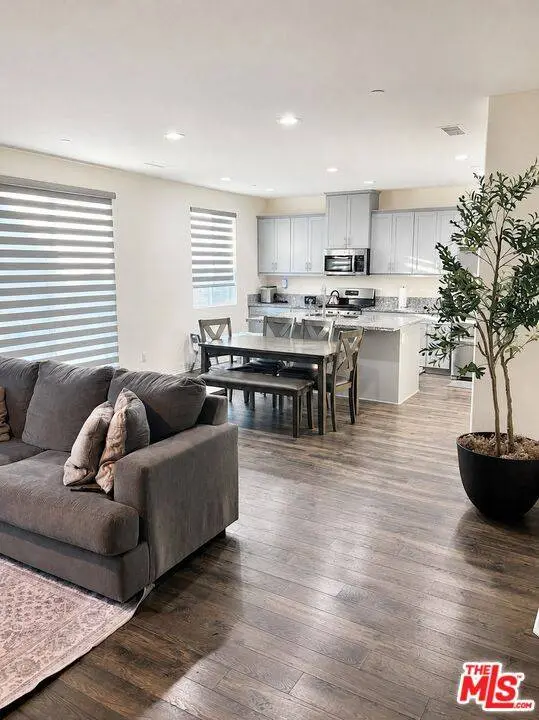 14030 Casetta Dr, Beaumont, CA 92223
