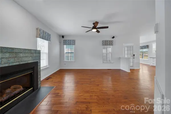 2851 Huckleberry Hill DR, Fort Mill, SC 29715