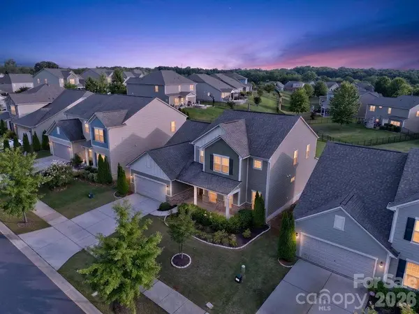 11033 Crane Creek DR, Charlotte, NC 28278