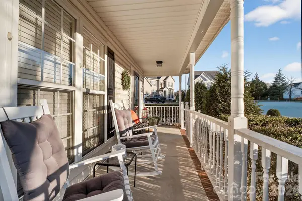 121 Guernsey CT, Dallas, NC 28034