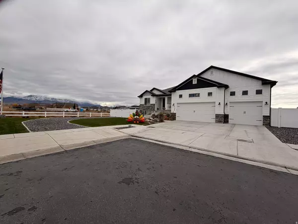 2168 S 3940 W, Taylor, UT 84401