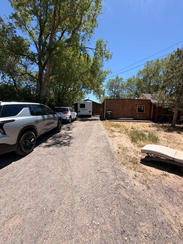 2141 E 7400 S, South Weber, UT 84405