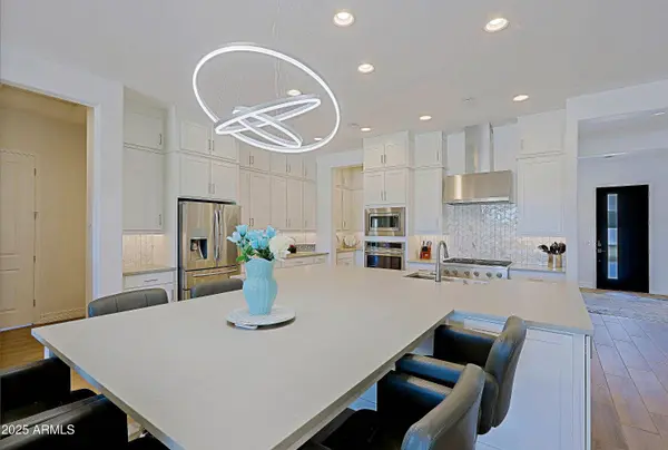 5614 W SAINT MORITZ Lane, Glendale, AZ 85306