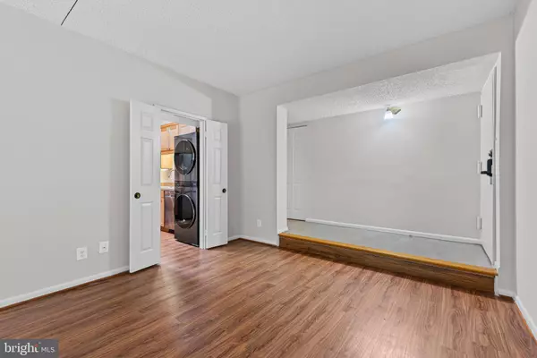 11841 SHIRE CT #2C, Reston, VA 20191