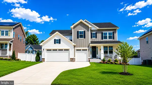102 TRIANGLE CT, Winchester, VA 22602