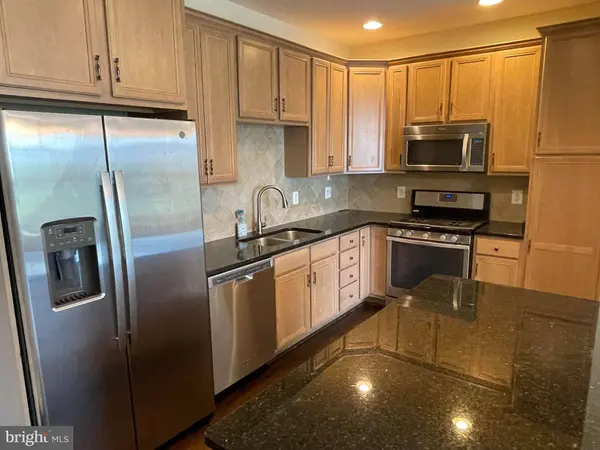 23530 HOPEWELL MANOR TER, Ashburn, VA 20148