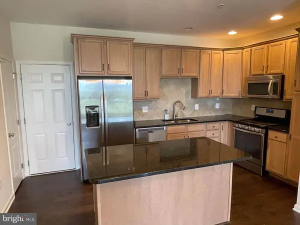 23530 HOPEWELL MANOR TER, Ashburn, VA 20148