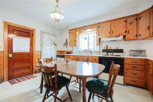 81 Remington AVE, Burrillville, RI 02858