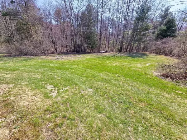 67 Lower Gore Rd, Webster, MA 01570