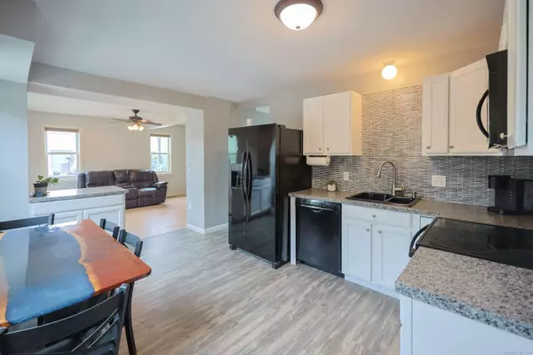 32 High Street, Killingly, CT 06239