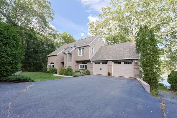 460 Camp Dixie RD, Burrillville, RI 02859