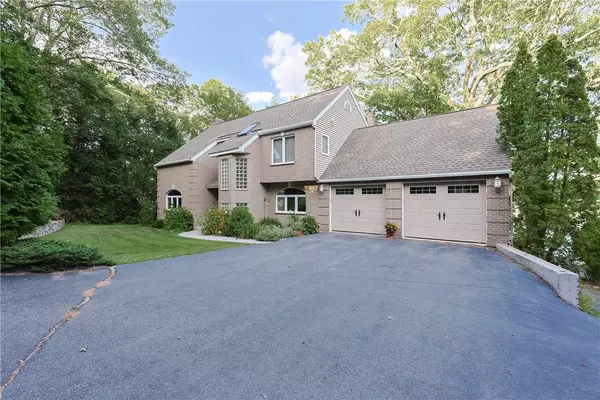 460 Camp Dixie RD, Burrillville, RI 02859