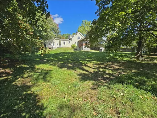 10 Sunapee CT, Coventry, RI 02816