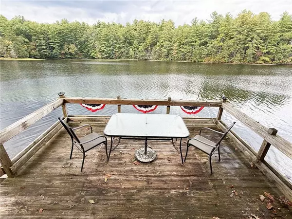 325 Lake DR, Glocester, RI 02814