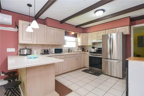 74 Crystal TER, Burrillville, RI 02859