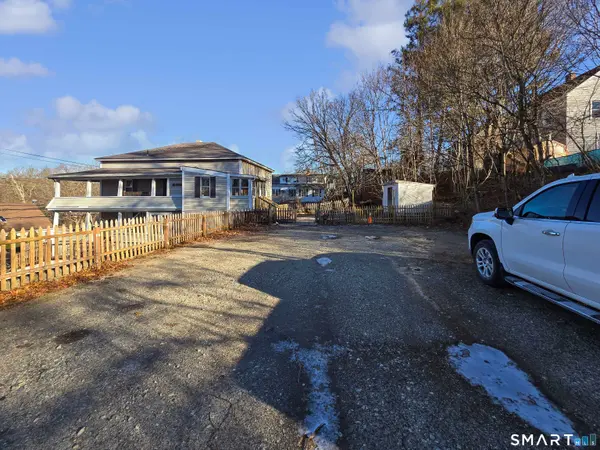 129 Mechanics Street, Putnam, CT 06260