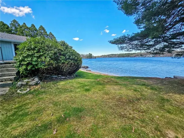 364 Camp Dixie RD, Burrillville, RI 02859