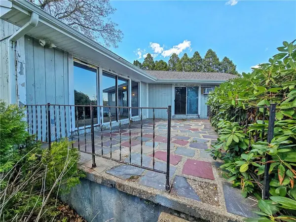 364 Camp Dixie RD, Burrillville, RI 02859
