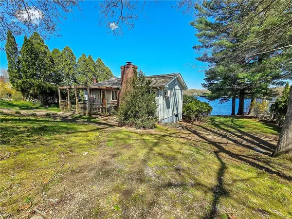 364 Camp Dixie RD, Burrillville, RI 02859