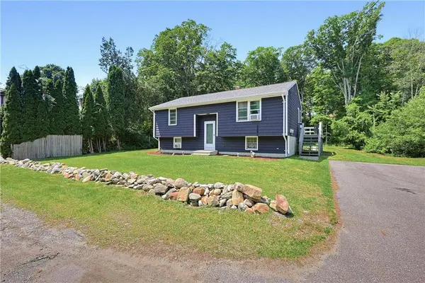48 Church ST, Burrillville, RI 02859