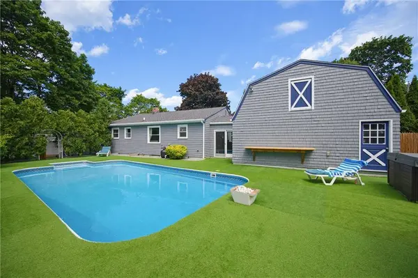 178 Halsey RD, Woonsocket, RI 02895