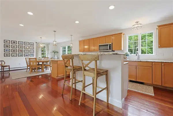 255 Mowry ST, Burrillville, RI 02830